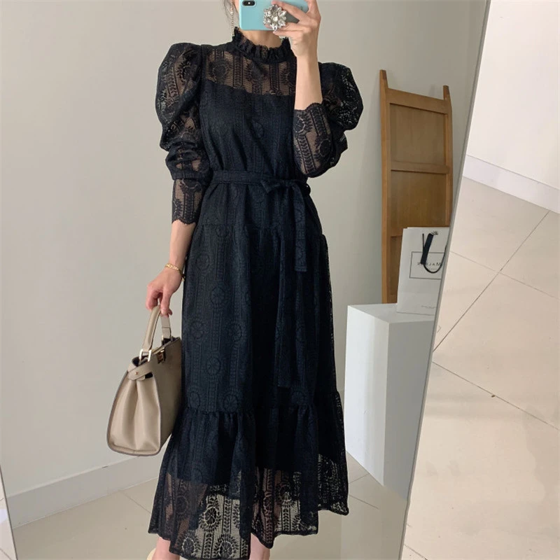 Women's lace puff sleeve dress