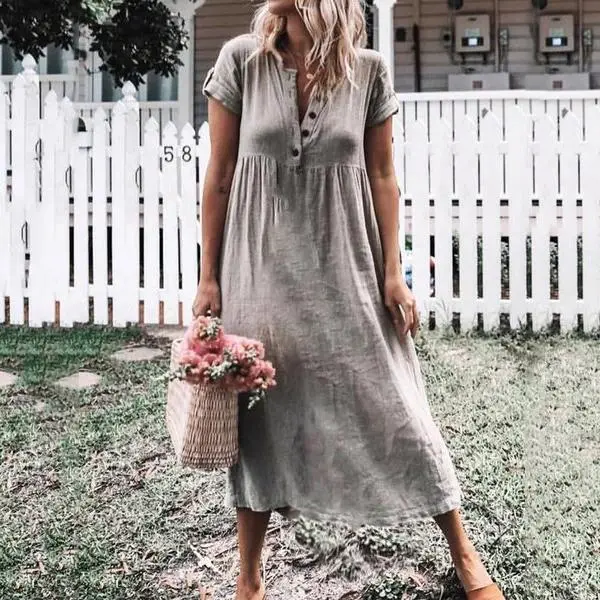 Solid color round neck dress