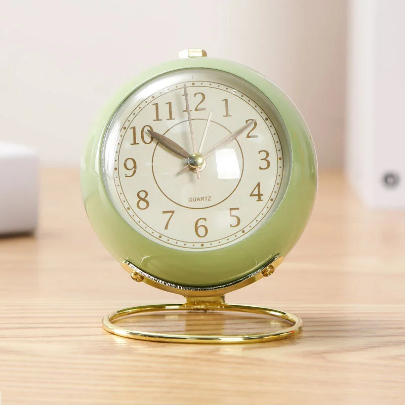 Simple And Silent Bedside Tabletop Lazy Clock