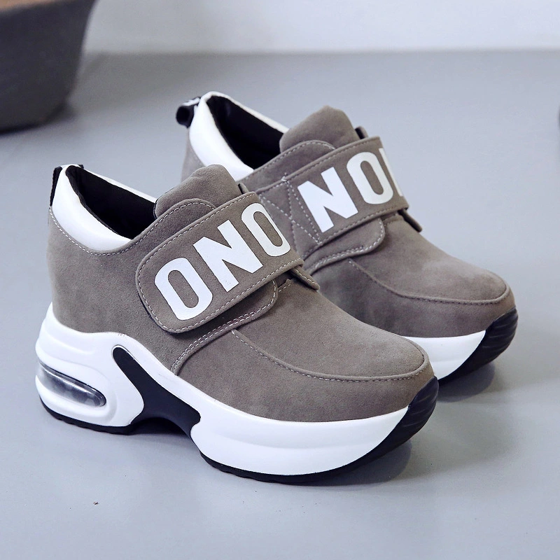 Thick-soled Velcro Increases The Trend Of Single Shoes Among Students