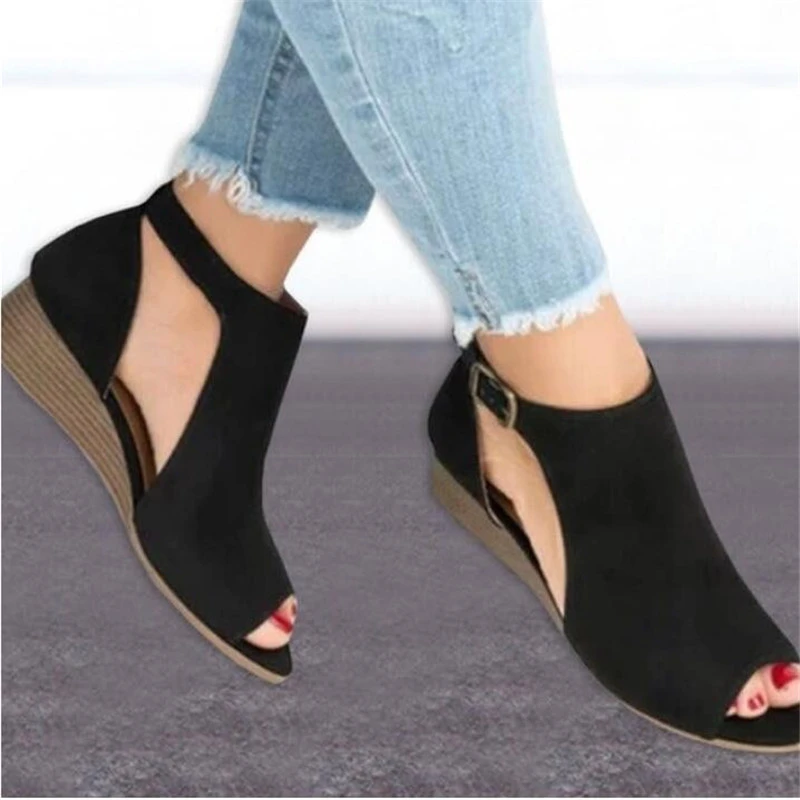 Roman Wedge Heel Sandals