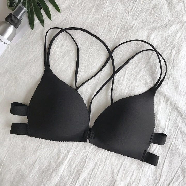 Cross-shoulder Straps No Underwire Gather Bra