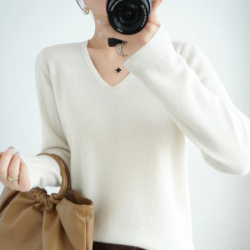 Women's Loose Sexy Thin V-neck Bottoming Shirt