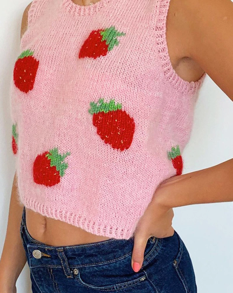 Sweet strawberry jacquard sleeveless knit top