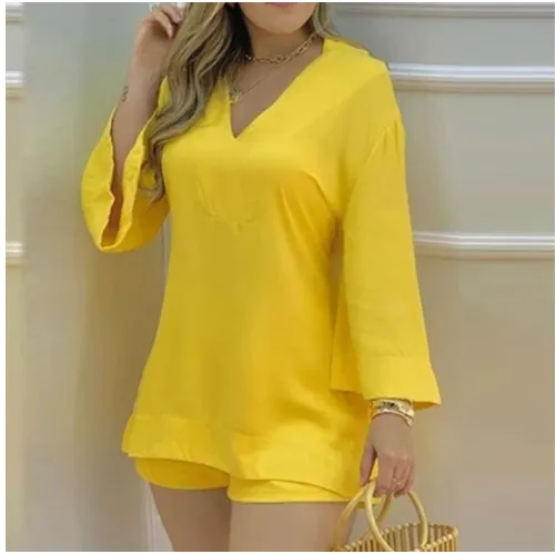 Fashion Plain Color Flared Sleeve V-neck Top And Shorts Fashion Ladies Suit