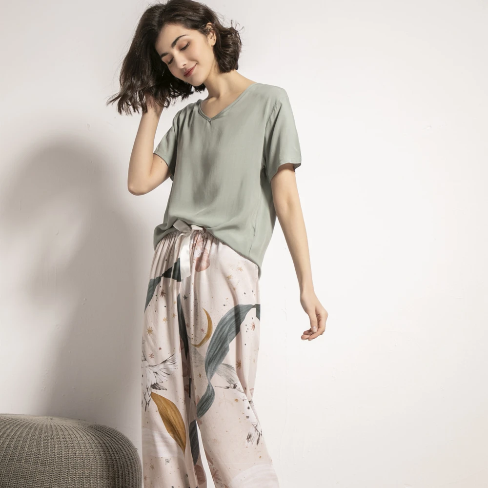 Cotton silk contrast color pajamas