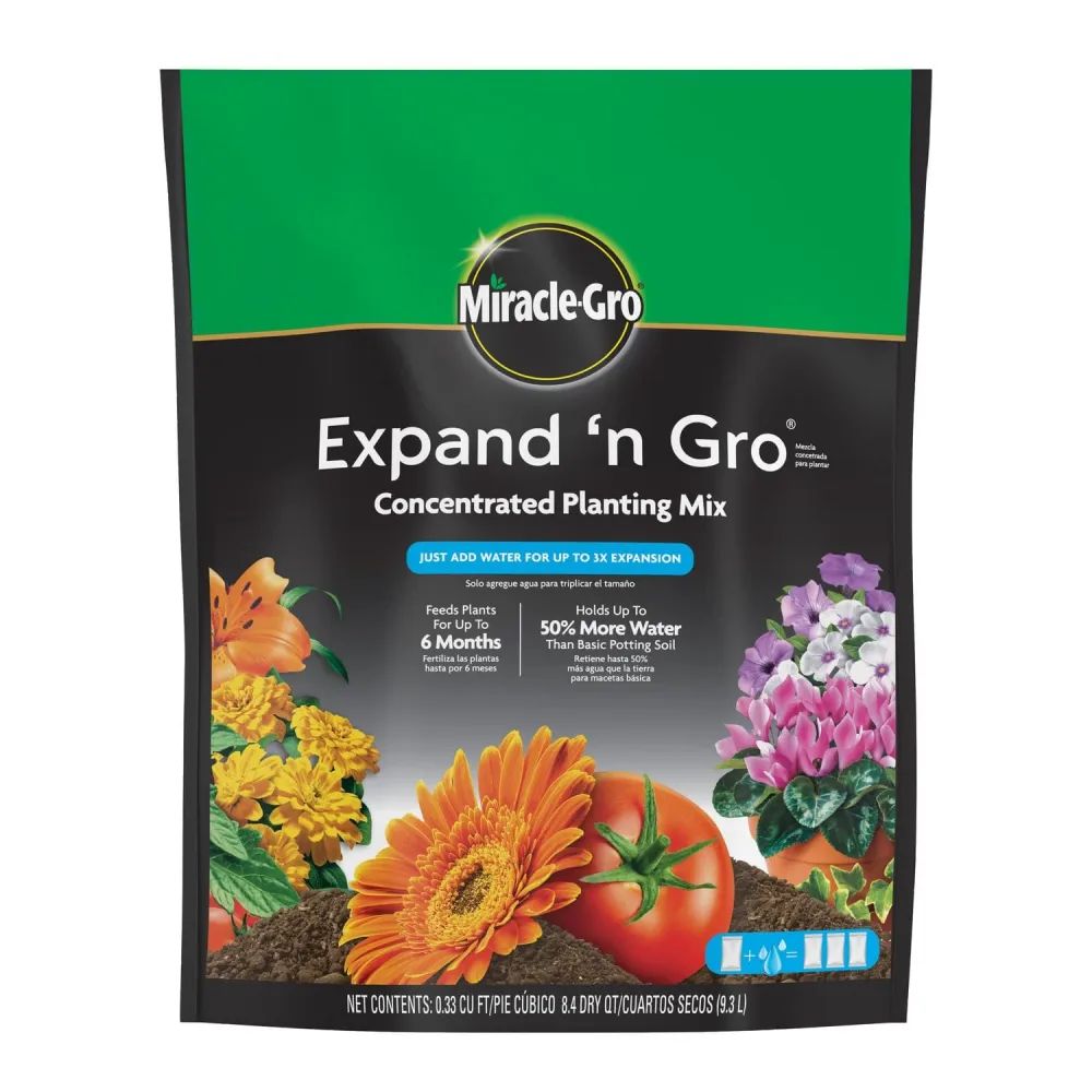 Miracle-Gro Expand 'n Gro Concentrated Planting Mix, Just Add Water for up to 3X Expansion, For Container and In-Ground Use, .33 cu. ft. Expands up to 1 cu. ft.