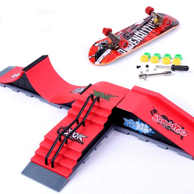 Fashion Children's Finger Skateboard Props Alloy