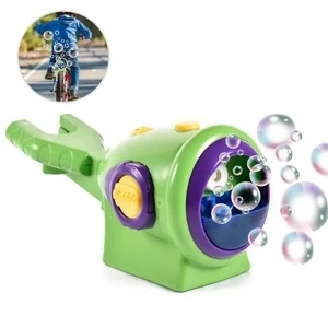 Electric bubble machine