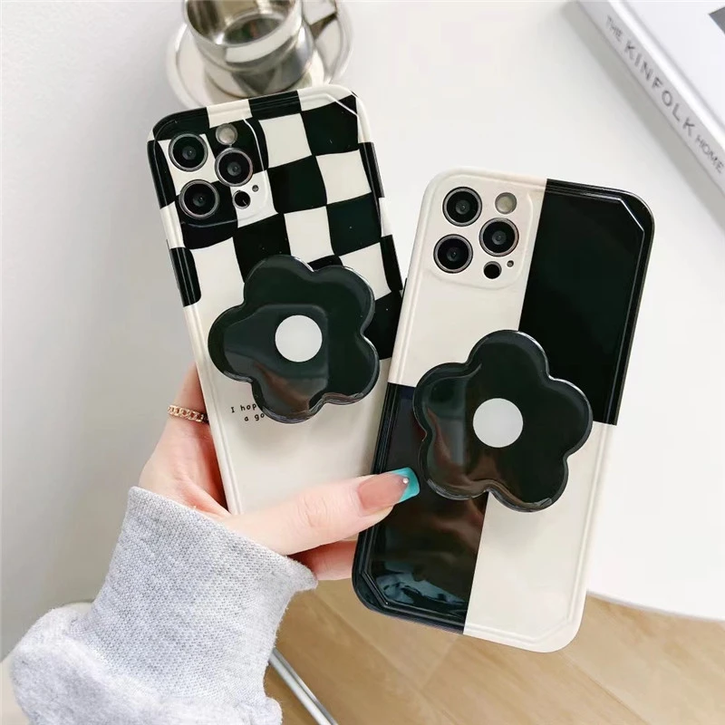 Black And White Geometric Apple Phone Case