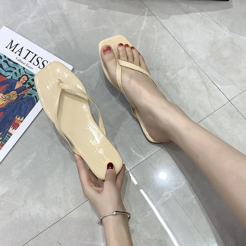 Fashion All-match Flat Flip-flops