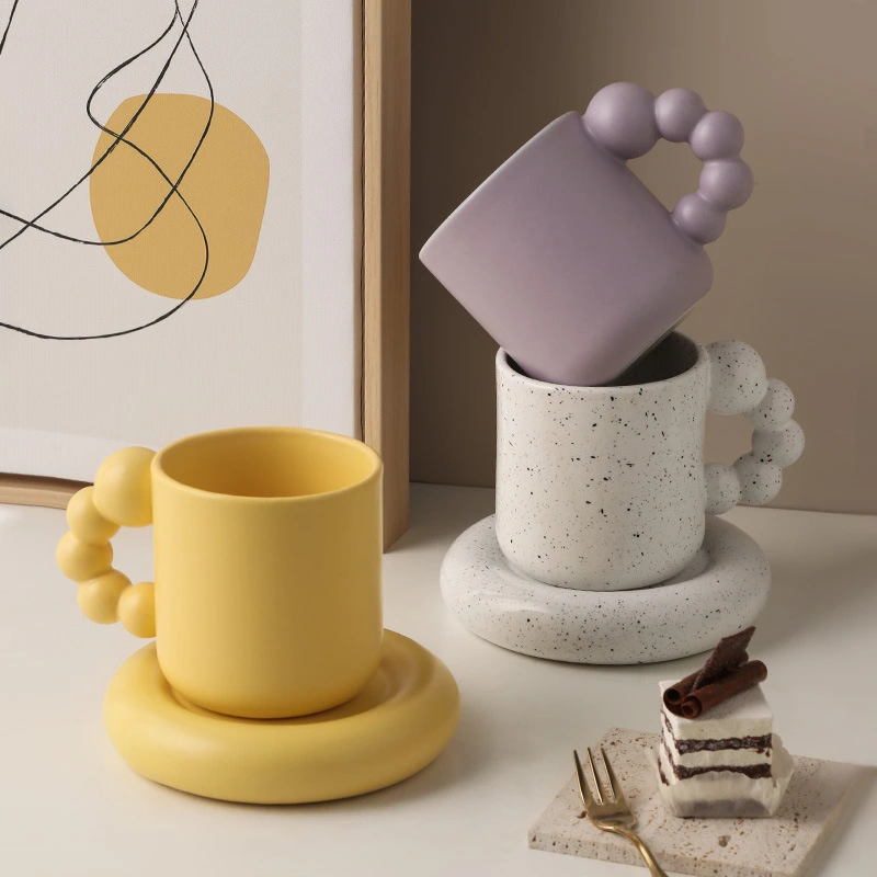 Creative Ceramic Mug With Rotating Ball Handle Design