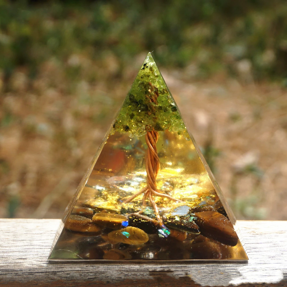 Pyramid Of Ogan Ornaments Natural Crystal Gravel Energy Tower