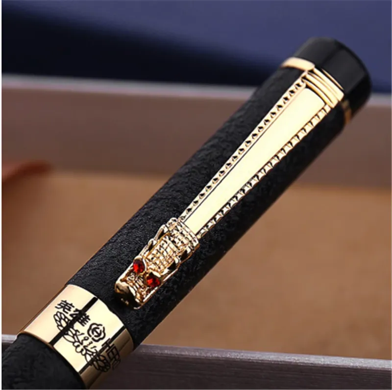 Students Use Straight-pointed Calligraphy Pen Elbow Fine Art Pen
