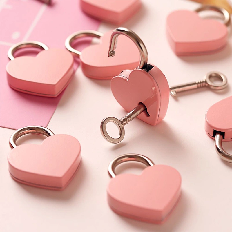 Love Lock Girl Heart-shaped Anti-theft Lock In Multiple Colors