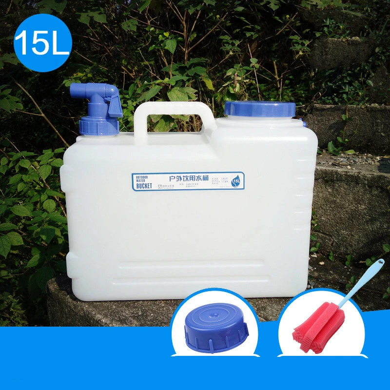 Outdoor PE Water Tank With Faucet For Water And Drinking Bucket