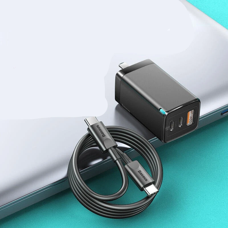 Three-port Portable Mobile Phone Charger With Charging Head