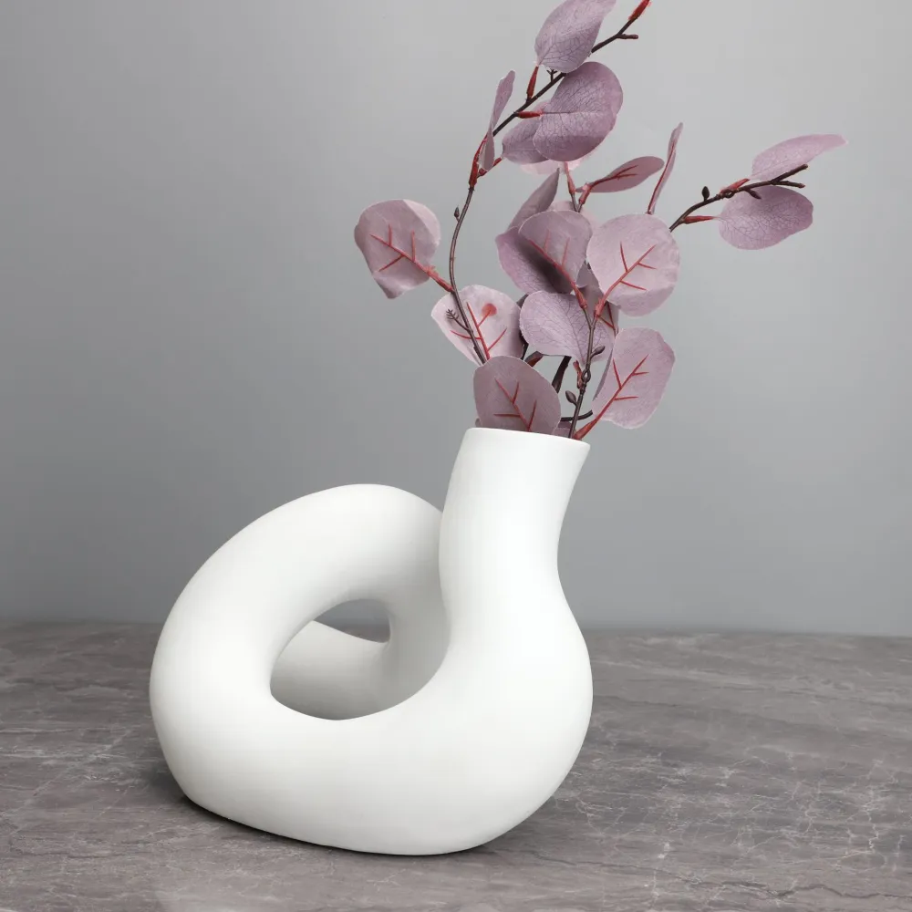 Modern Simple Curved Resin Flower Serpentine Vase