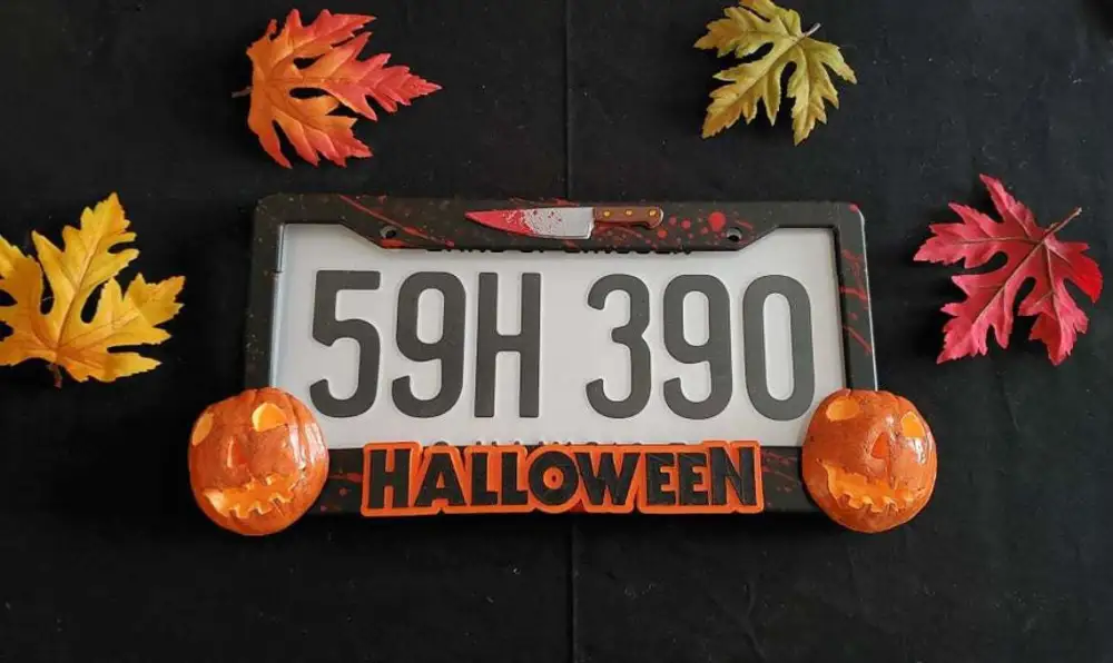 Halloween Personality License Plate Frame