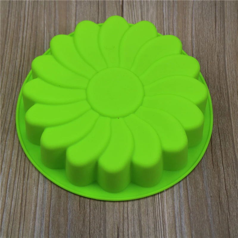 Silicone Single Large Round Bottom Whirlwind Pattern Cake Mold Sunflower Baking Pan Cake Mold