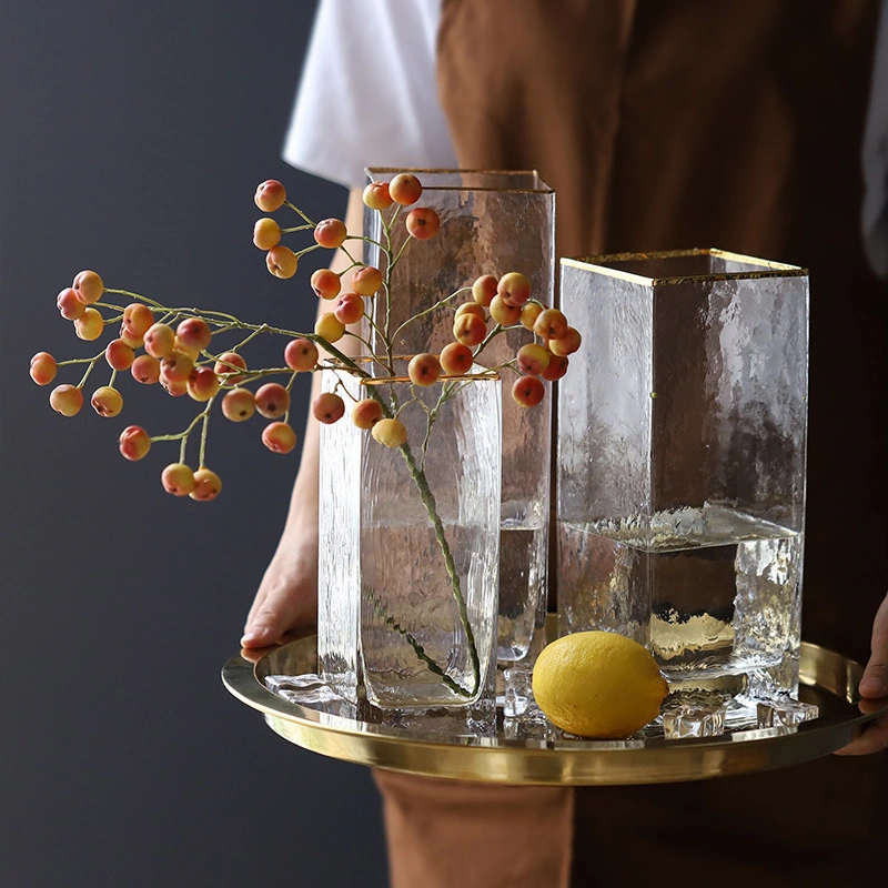 Phnom Penh Corrugated Transparent Glass Vase