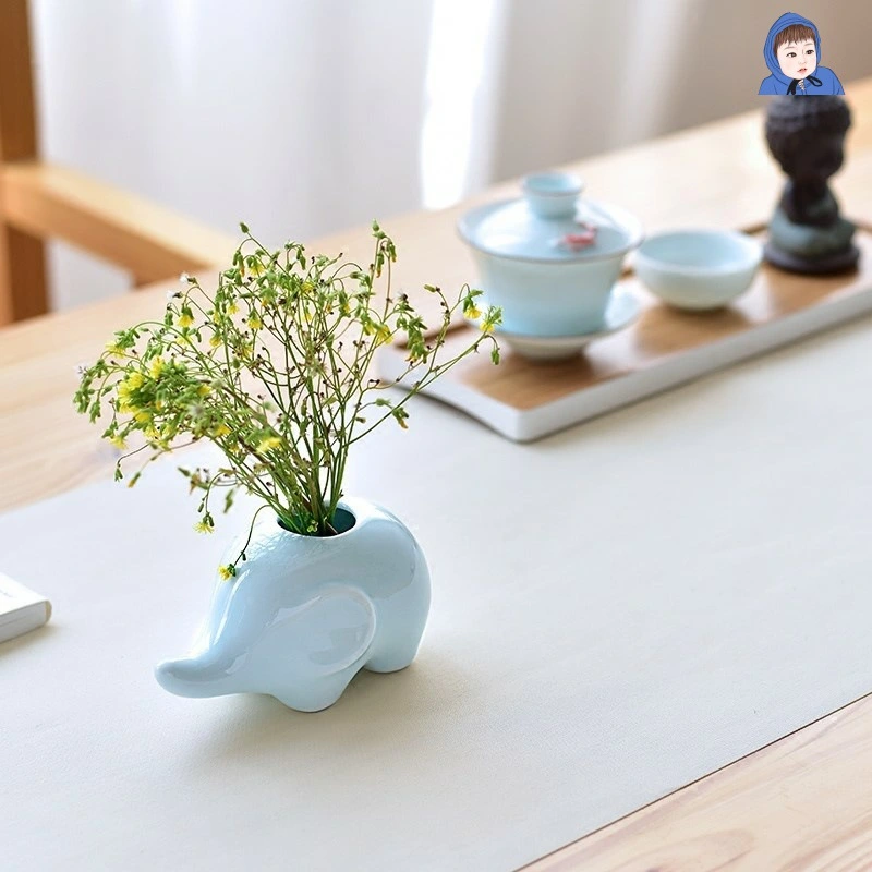 Fashion Creative Whale Elephant Ceramic Small Vase