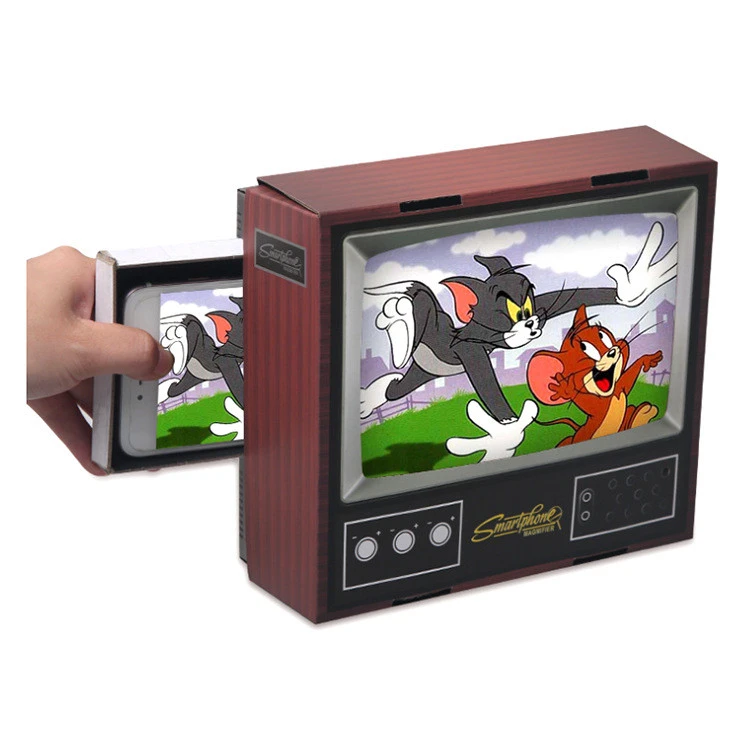 Mobile phone video amplifier to enlarge the screen artifact