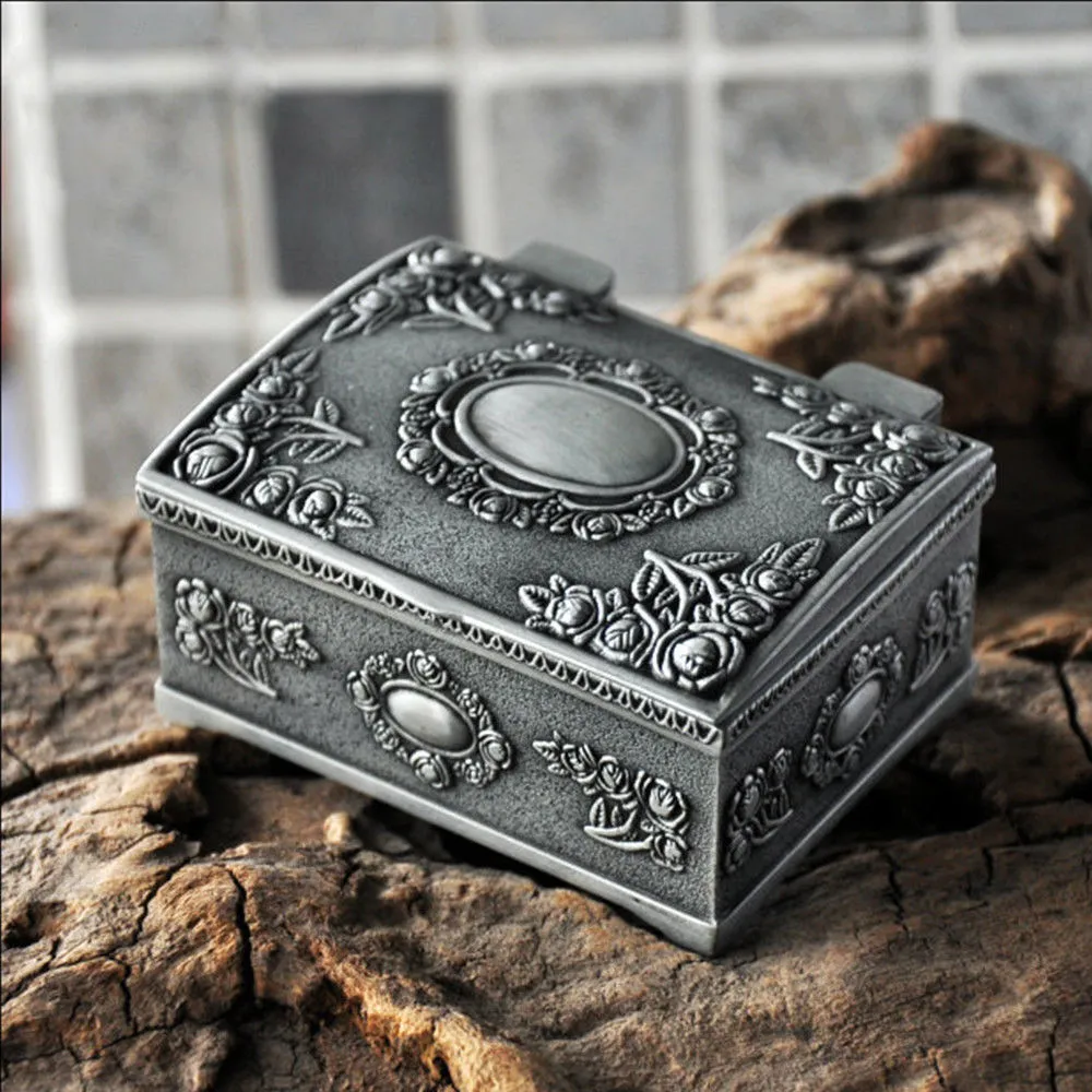 Tin alloy vintage jewelry box