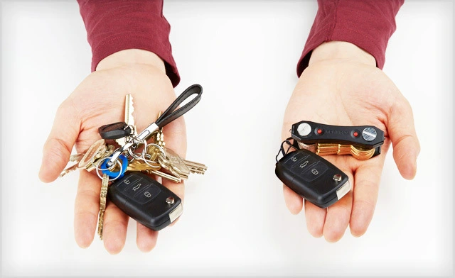 Keychain keychain with built-in dual LED lights