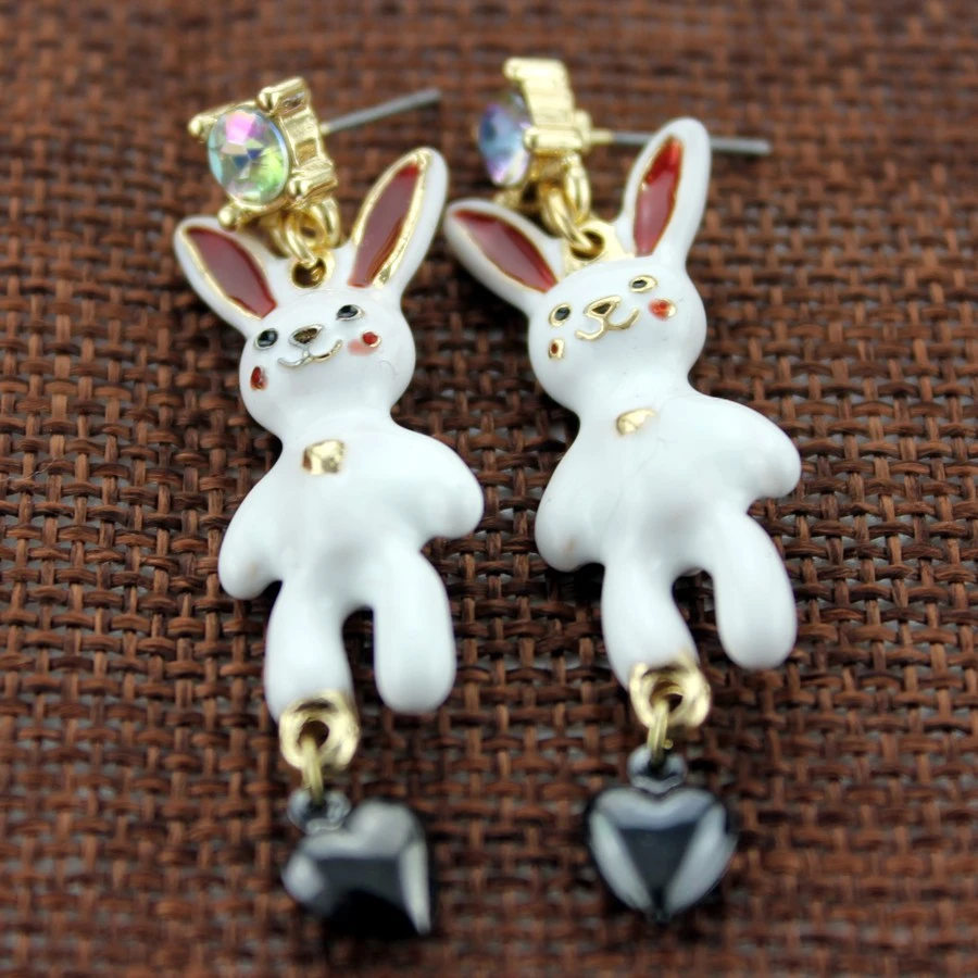 Cute white rabbit personality zodiac rabbit earrings