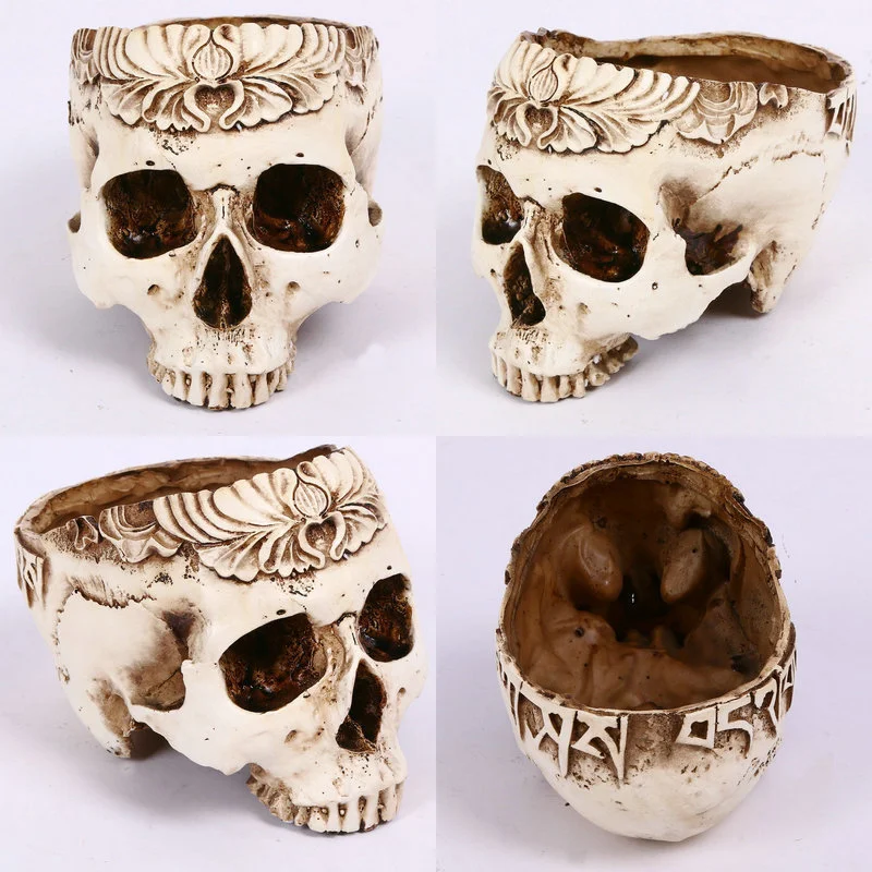 Skull ashtray flower pot