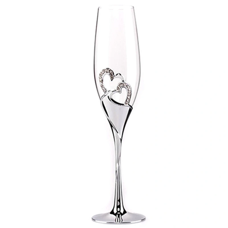 Heart-shaped champagne glass set