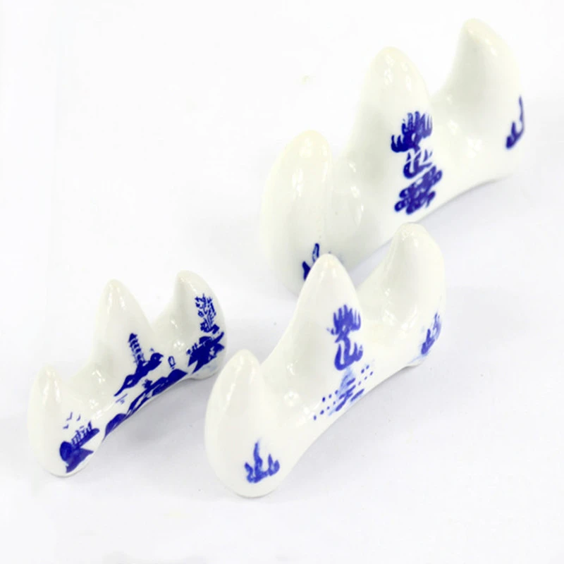 Blue and white porcelain brush holder