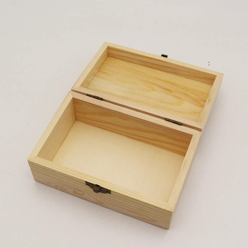 Pine storage box