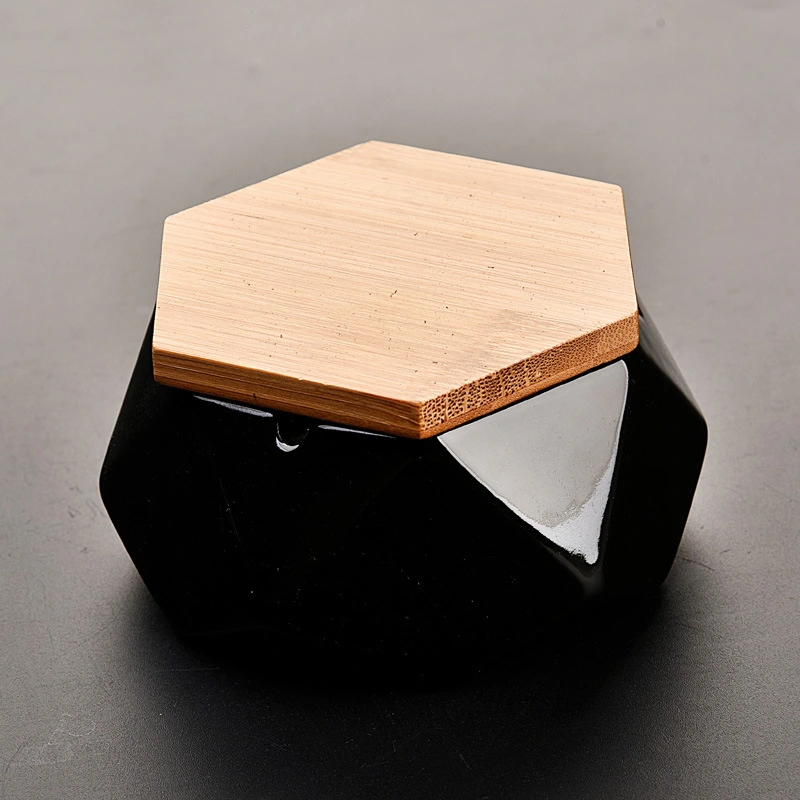 Personalized Fashion Polygonal Geometric Ashtray With Lid