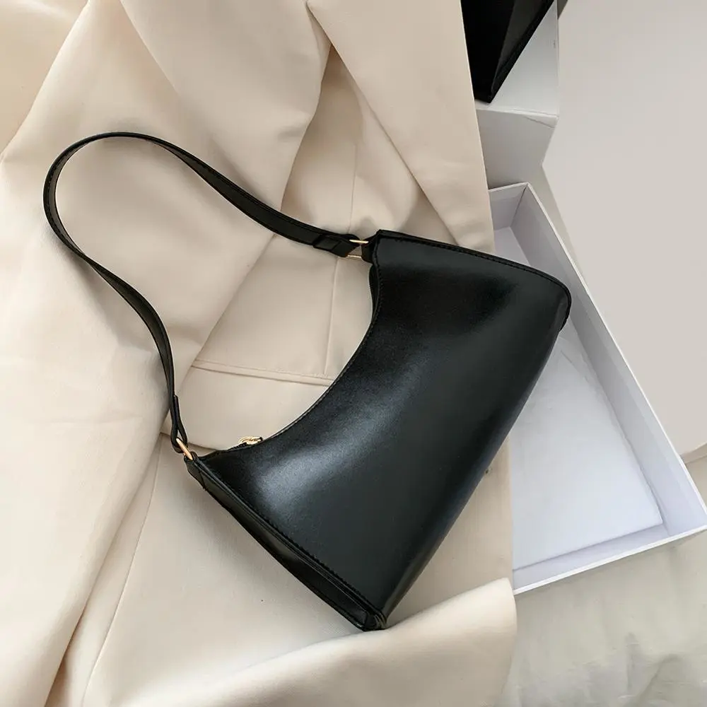 Celebrity Recommended Underarm Bag Female Korean Version Of The Trendy Messenger Small Bag Summer Simple Shoulder Bag