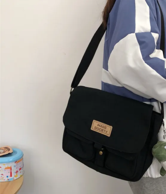 Female Korean Ins Retro Student Canvas Bag
