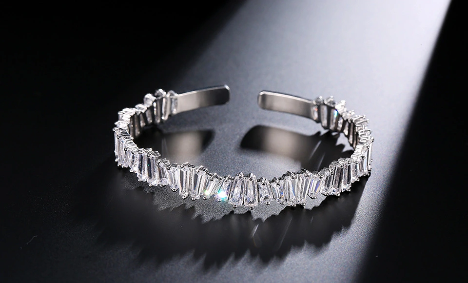 Simple Ladies Bracelet With AAA Zircon