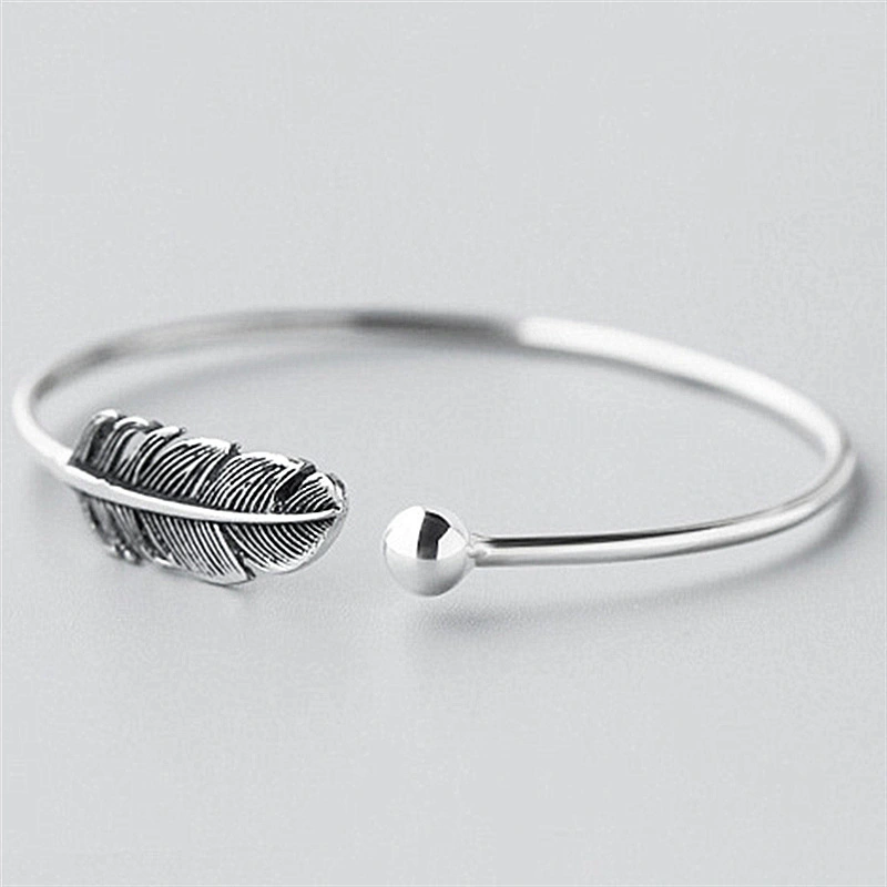 Couple Leaf-shaped Bracelet