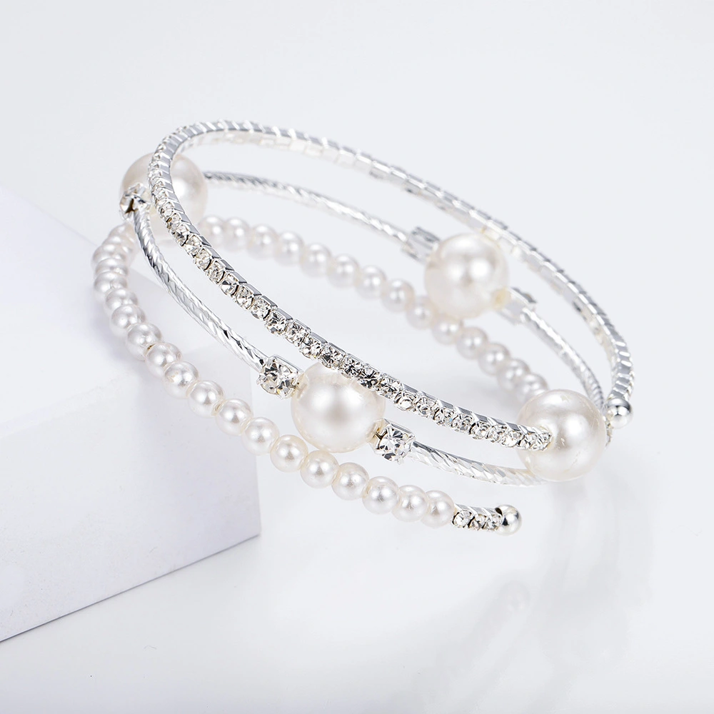 Pearl crystal rhinestone bracelet