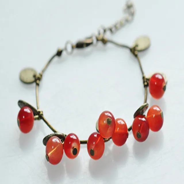 Retro sweet cherry Glass Bead Bracelet