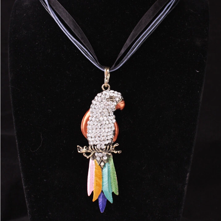 Electroplated Color Feather Parrot Lace Rope Necklace