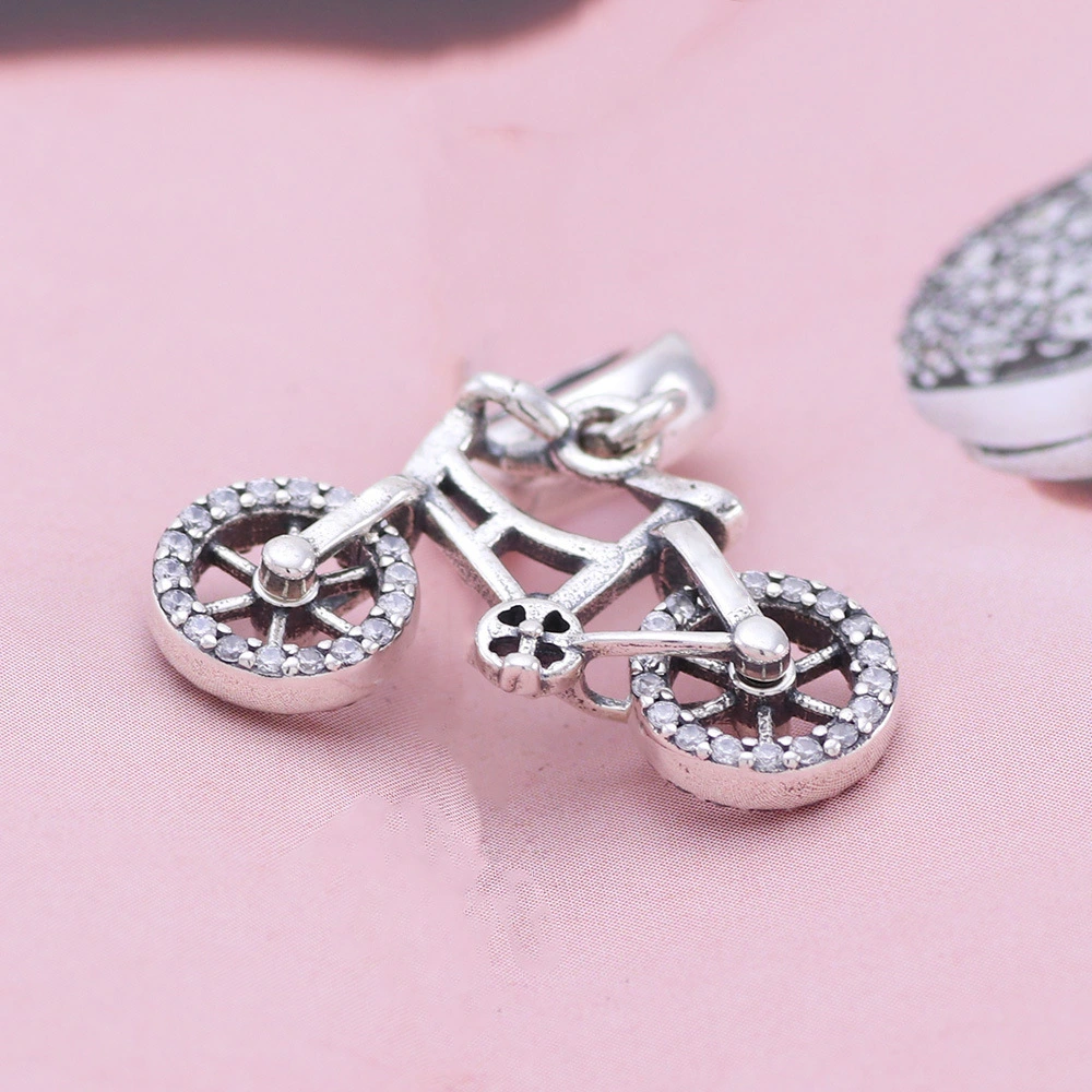 Bright stone inlaid bicycle pendant