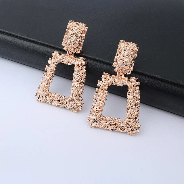 Exaggerated geometric metal earrings