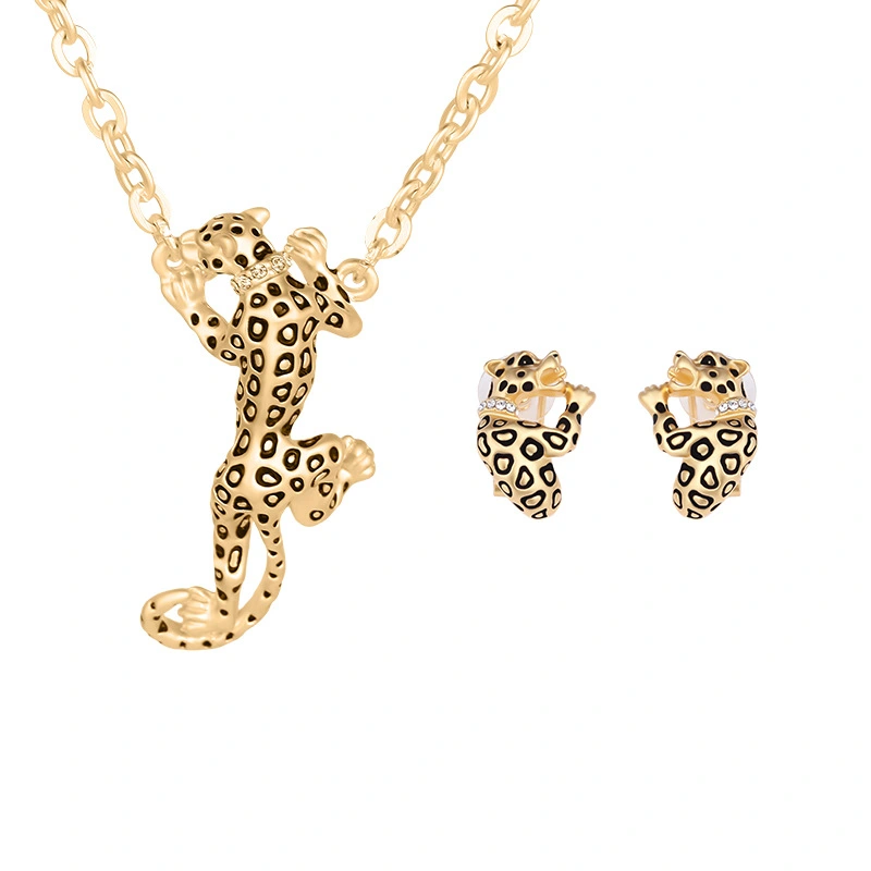 Golden Classic Diamond-studded Animal Costume Matching Set