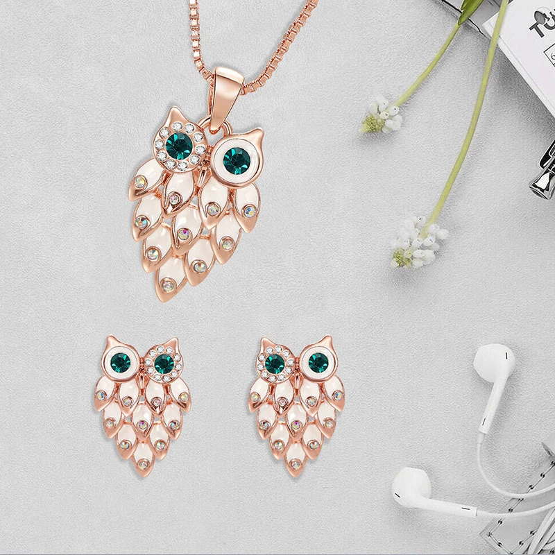 Fashion Jewelry Alloy Rhinestone Owl Necklace And Earrings Two-piece Set