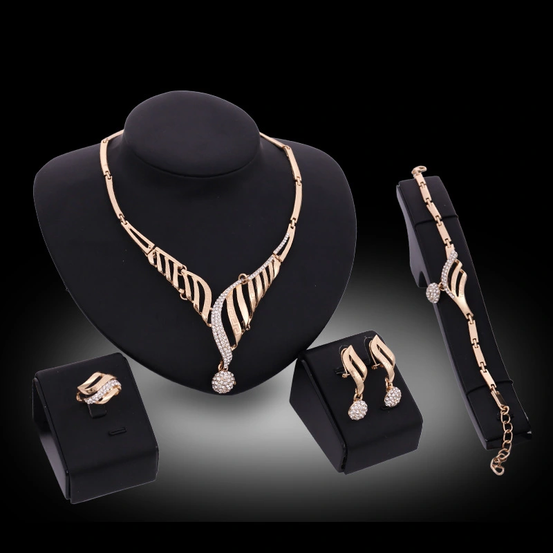 Four-piece Jewelry Set Fashion Alloy Necklace Earrings Bracelet