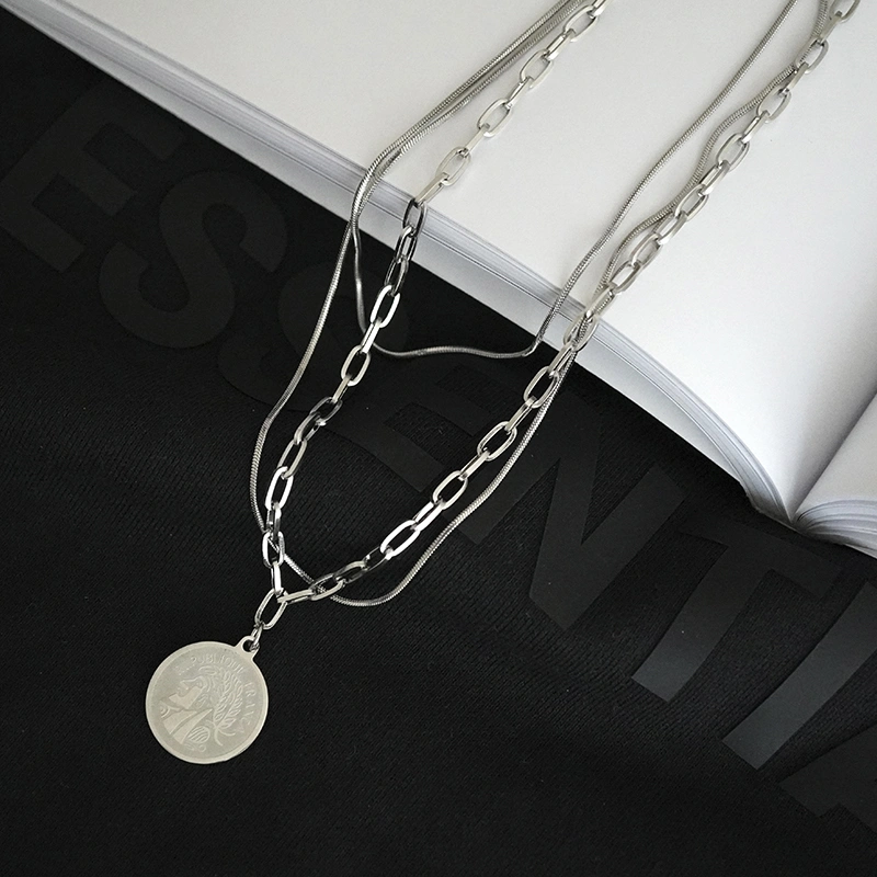 Human Head Coin Necklace Niche Design Sense Clavicle Chain