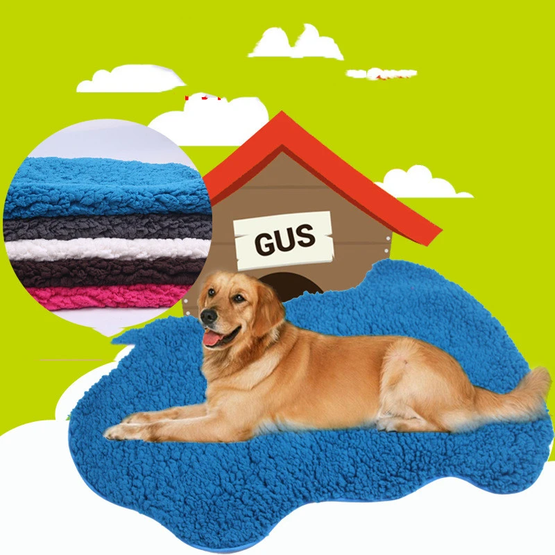 Machine washable dog kennel mat