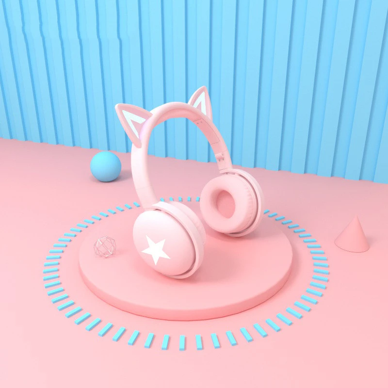 Bluetooth Headset Ten-color Magic Breathing Light Retro Star Cat